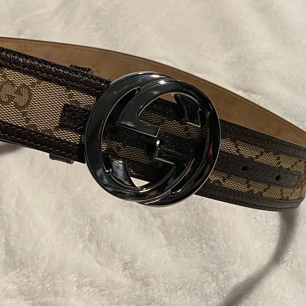 Gucci belt
